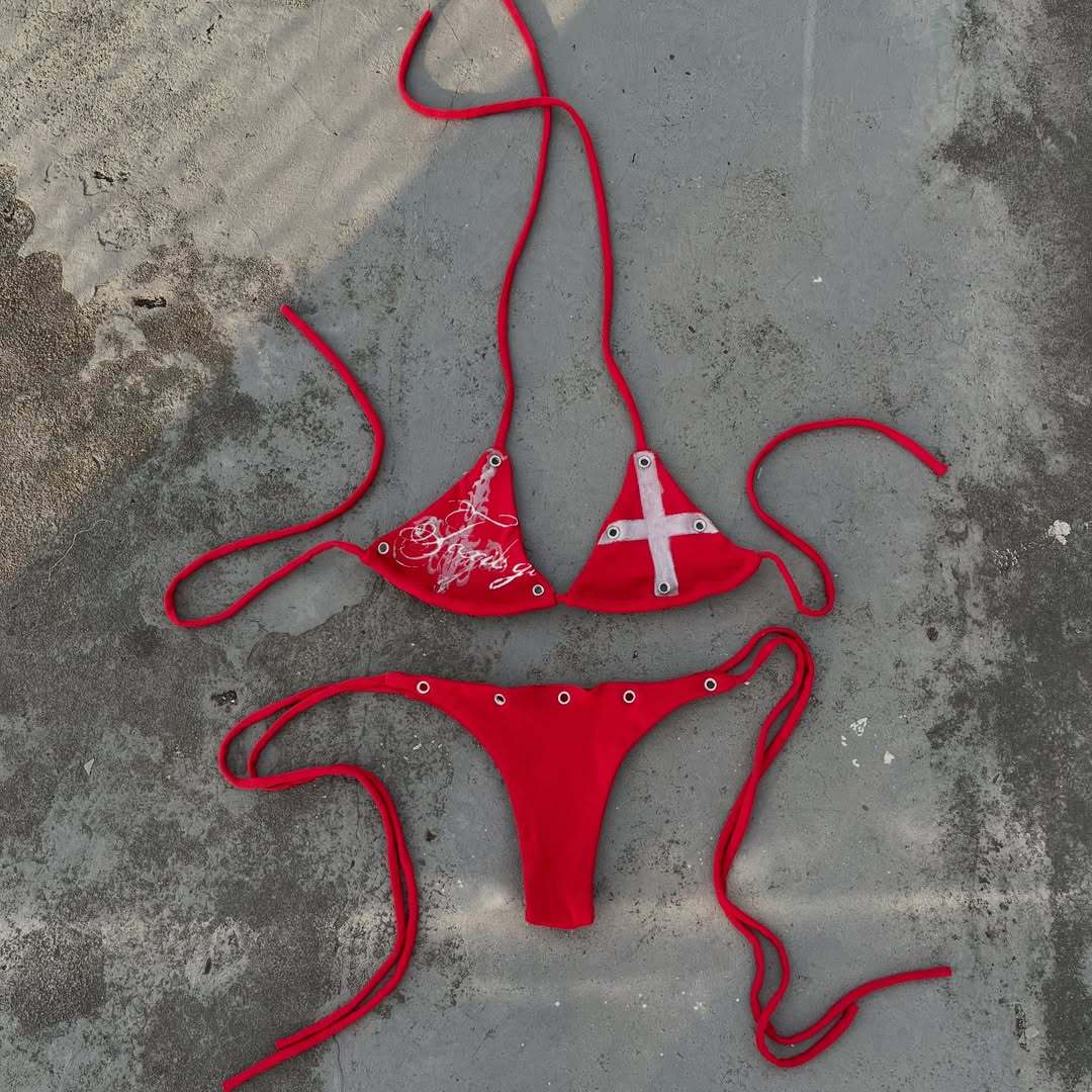 Damen Bunt bedruckter Bikini mit verstellbaren Schnürungen und dekorativen Ösen Echo Archiv