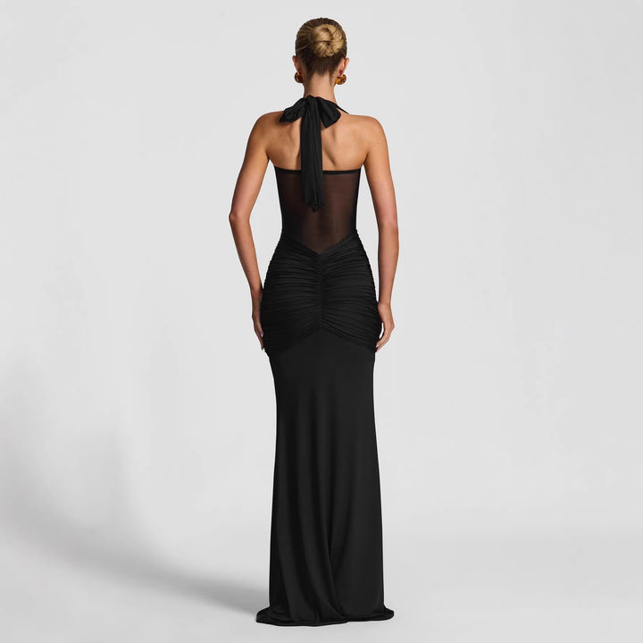 Damen Elegantes Abendkleid mit figurbetontem Schnitt und raffinierten Drapierungen Echo Archiv