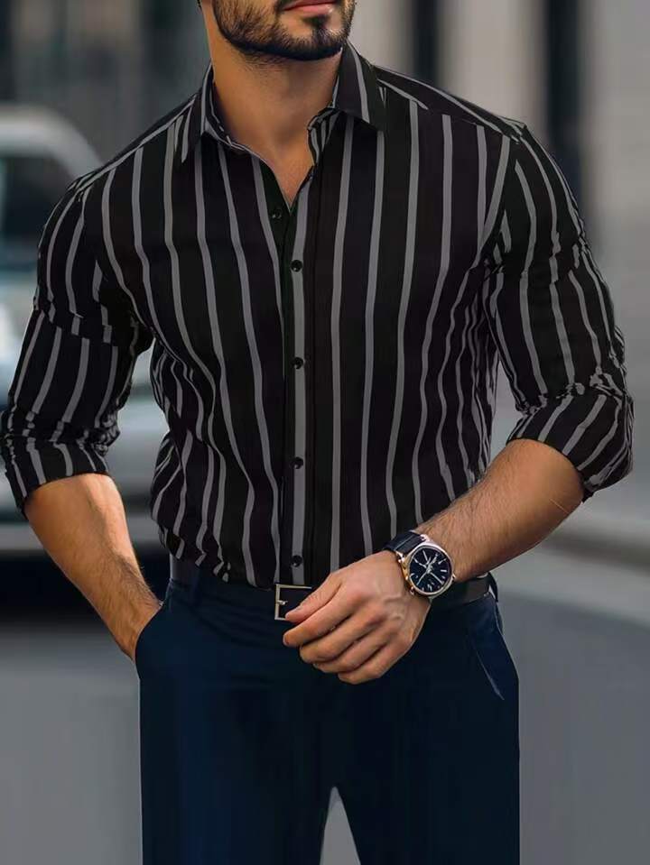 Herren Slim-Fit Hemd mit vertikalen Streifen Echoarchiv