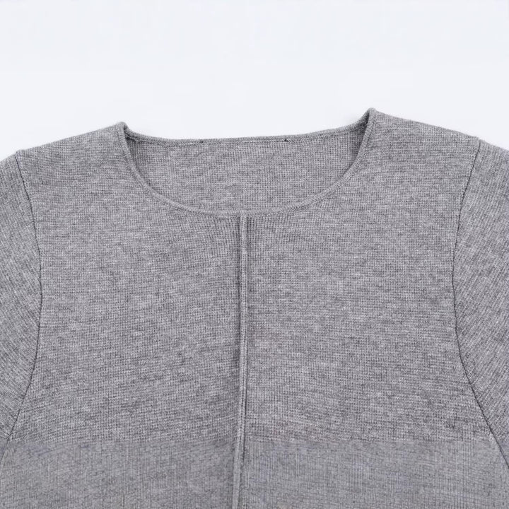 Damen Feinstrickpullover mit Tunnelzugtaillierung, Rundhals und Ballonärmeln Echoarchiv