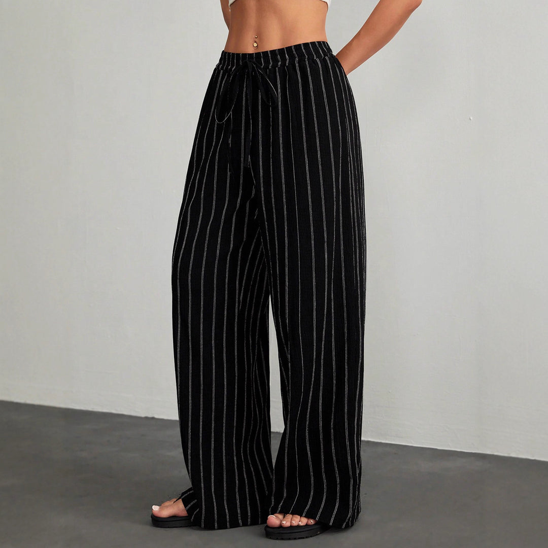Damen Weite Strickhose im Palazzo‑Stil mit elastischem Bund und vertikaler Nadelstreifen‑Optik – Avérine