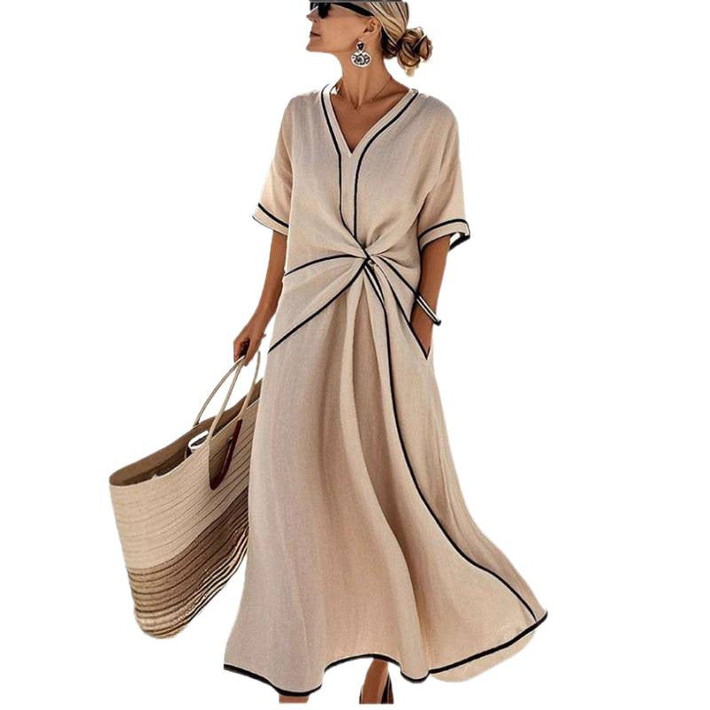 Damen Maxikleid mit V-Ausschnitt, seitlichem Knoten und Kontrastpaspeln Echoarchiv