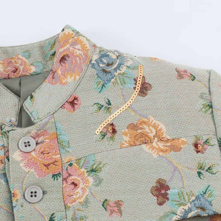 Damen Bestickte Jacquard-Kurzjacke mit Mandarin-Kragen und aufgesetzten Klappentaschen Echo Archiv