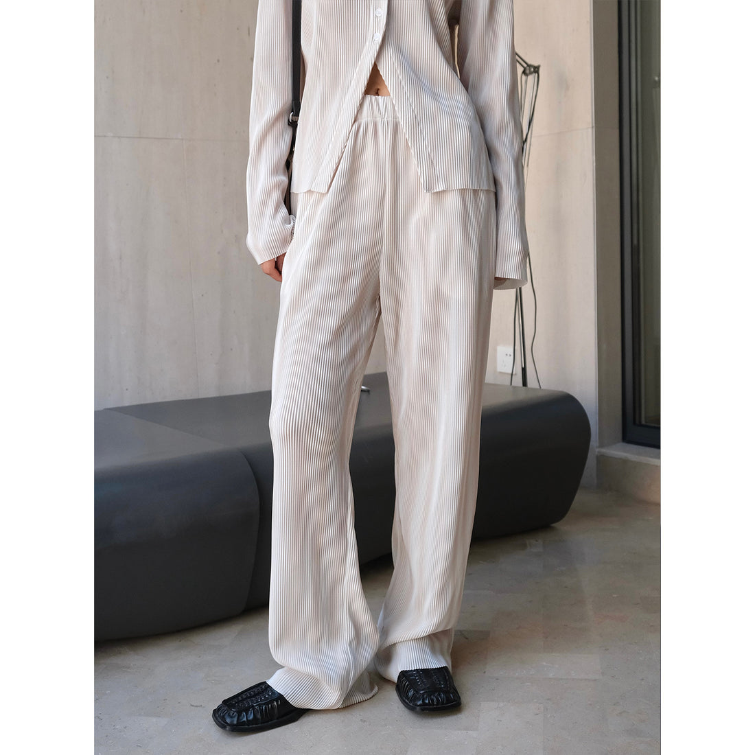 Damen Weite Palazzo‑Hose aus geripptem Feinstrick mit Elastbund Echoarchiv