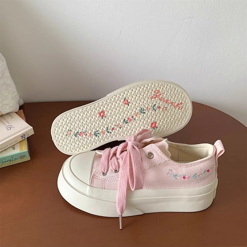 Damen Plateau-Sneaker mit floralen Applikationen und strapazierfähigem Obermaterial Echo Archiv
