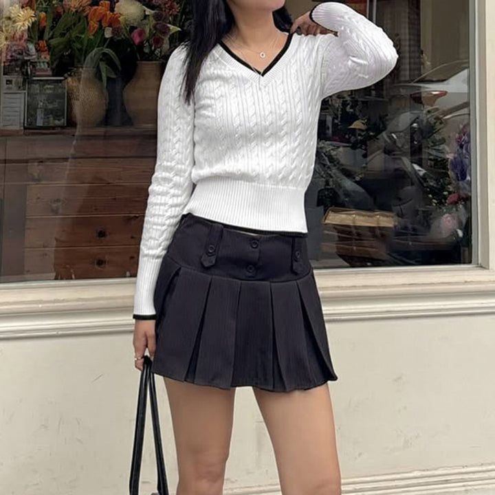 Damen Feinstrick-Pullover mit Zopfmuster, V-Ausschnitt und kontrastierendem Saum Echo Archiv