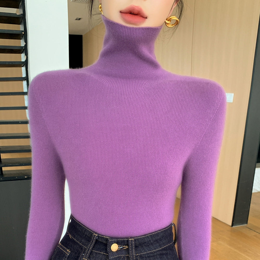 Damen Schlanker Feinstrickpullover mit hohem Rollkragen und feiner Rippstruktur Echoarchiv