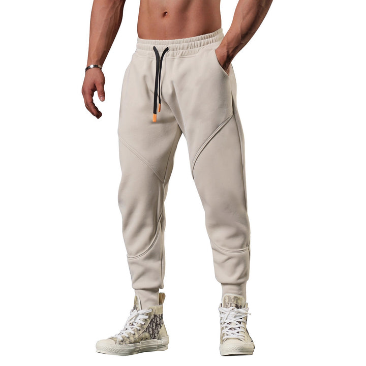 Herren Sportliche Sweatpants mit innovativem Schnitt und praktischen Taschen Echoarchiv