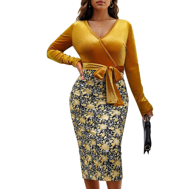 Damen Wickelkleid mit Samtoberteil und floraler Jacquard-Bleistiftrock Echoarchiv