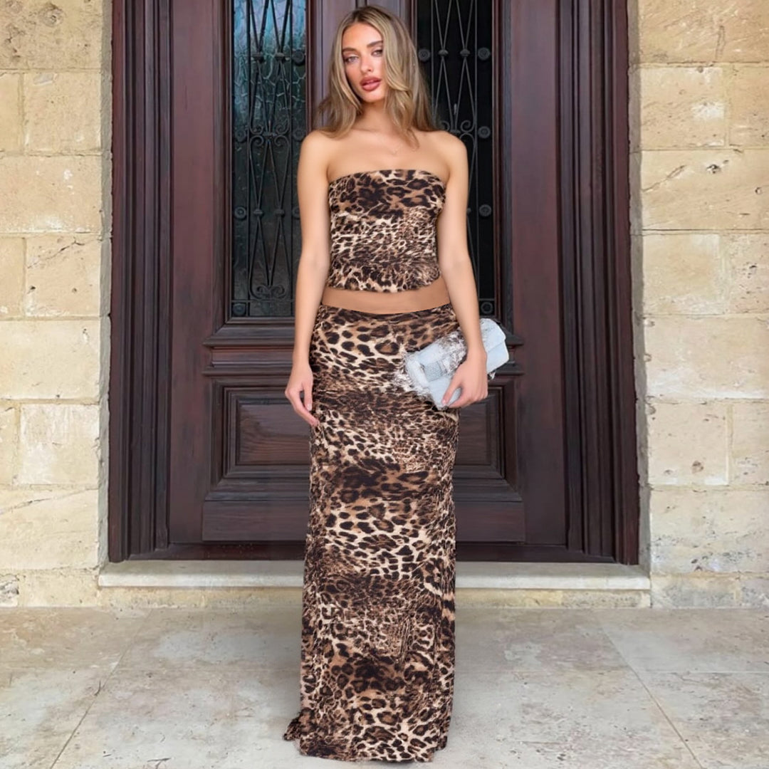 Damen Elegantes Strandkleid mit buntem Streifenmuster Echo Archiv