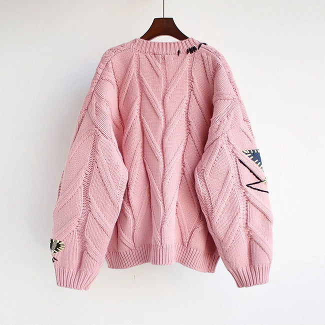 Damen Modischer Strickcardigan mit bunten Knöpfen und aufwendigen Details – Veloura