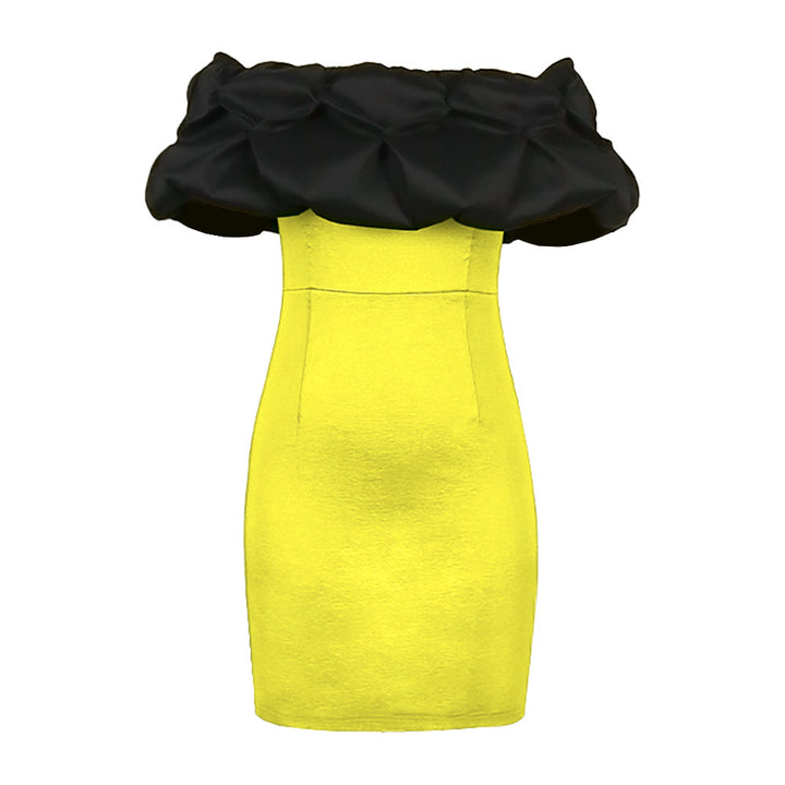 Damen figurbetontes Kleid mit voluminösem Rüschensaum Echo Archiv