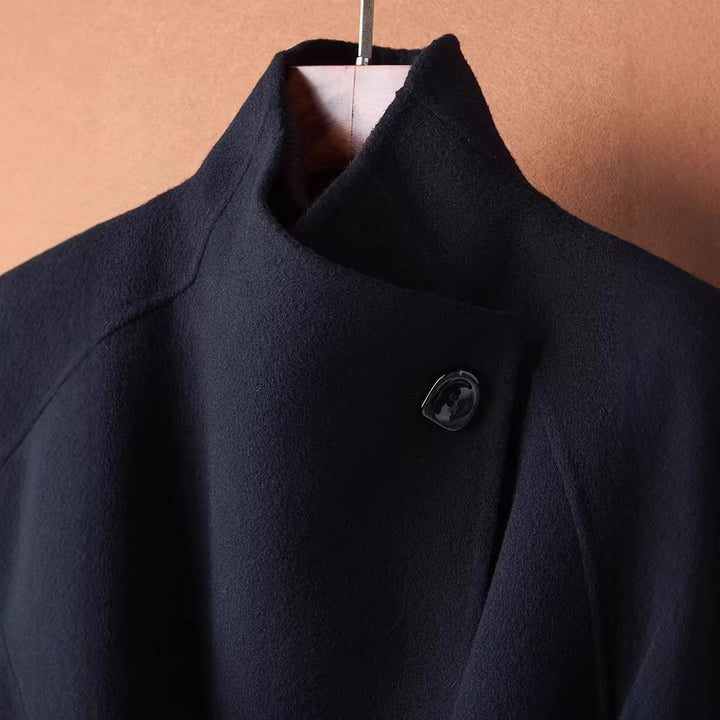 Damen Eleganter und klassischer Trenchcoat Echoarchiv