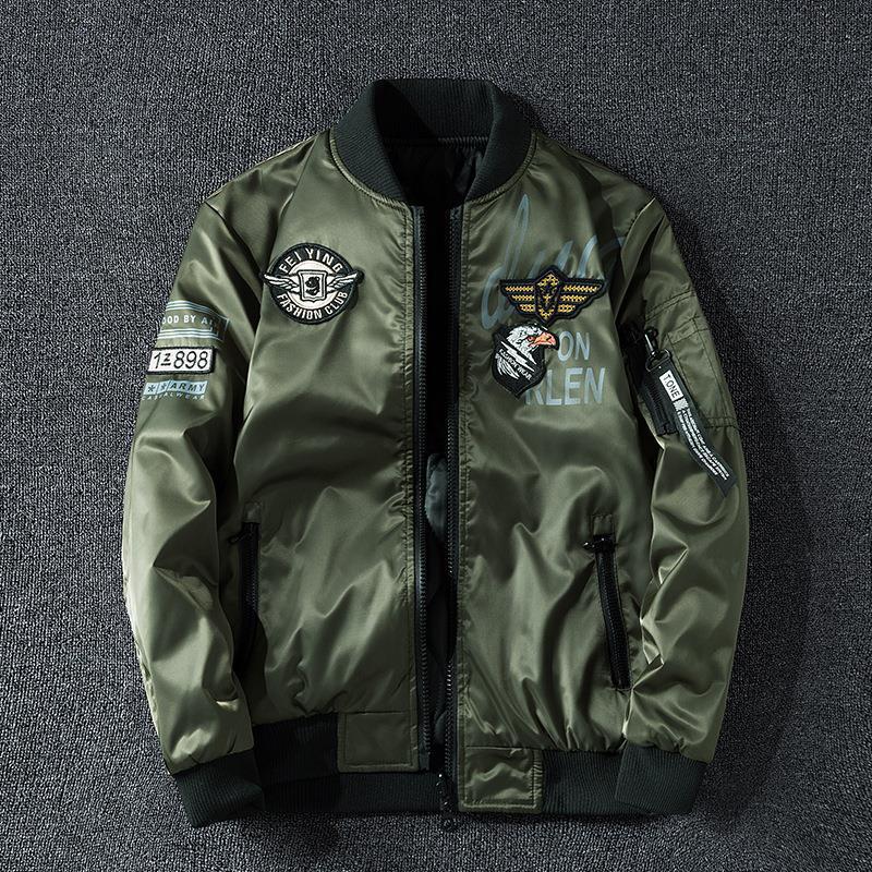 Herren Pilotenbomberjacke im Aviator-Look mit Badge-Applikationen, Ärmeltasche und gerippten Bündchen Echoarchiv