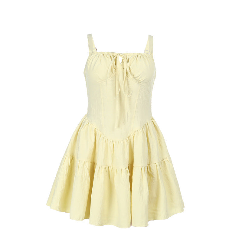 Damen verspieltes Mini-Kleid mit lässigem Schnitt und Rüschendetails Echo Archiv