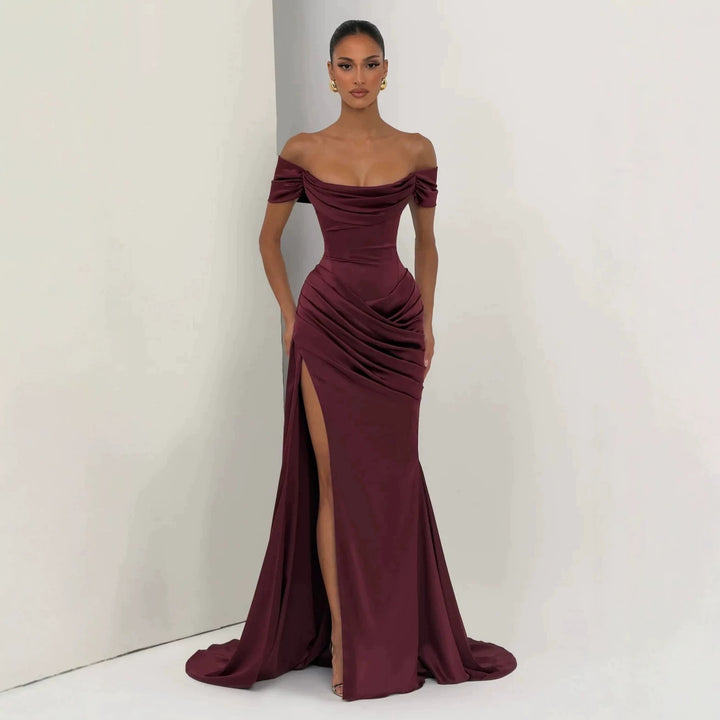 Damen Elegantes Off-Shoulder-Maxikleid mit seitlichem Schlitz Echo Archiv