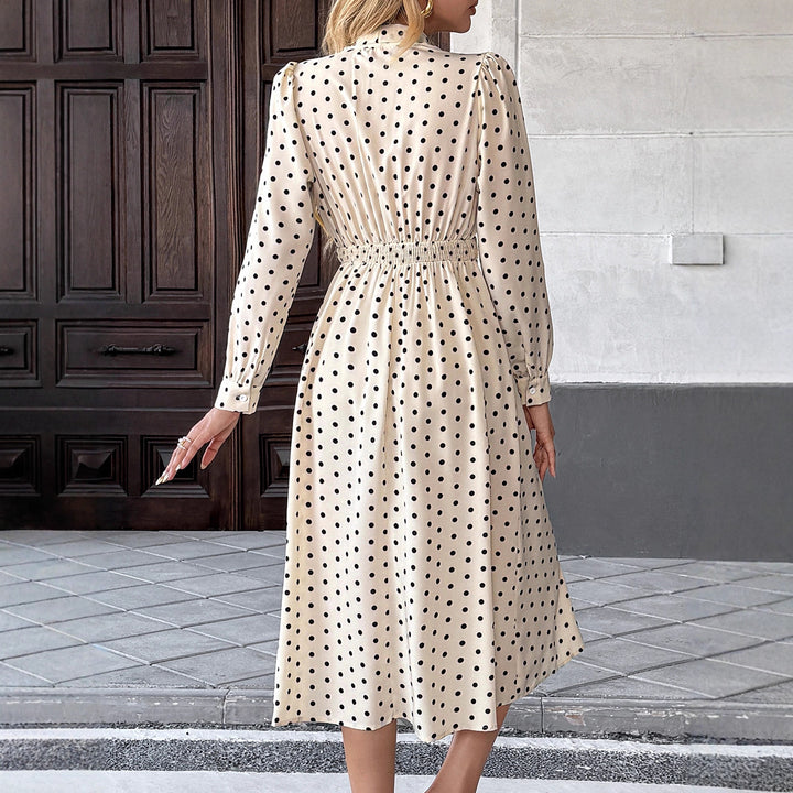 Damen Midi Kleid mit Schleifenkragen und Punkten Echo Archiv