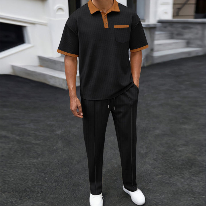 Herren Sportliches Freizeit-Set mit atmungsaktivem Poloshirt und bequemen Jogginghosen Echoarchiv
