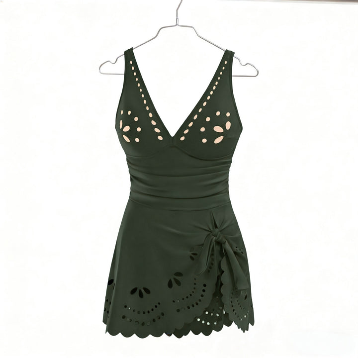 Damen Bademode mit raffinierten Cut-Outs Echo Archiv