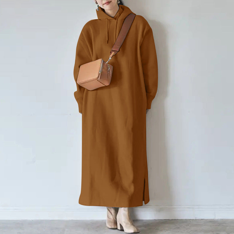 Damen nan Oversize Kapuzenmaxikleid mit geradem Schnitt und Seitenschlitz Echo Archiv