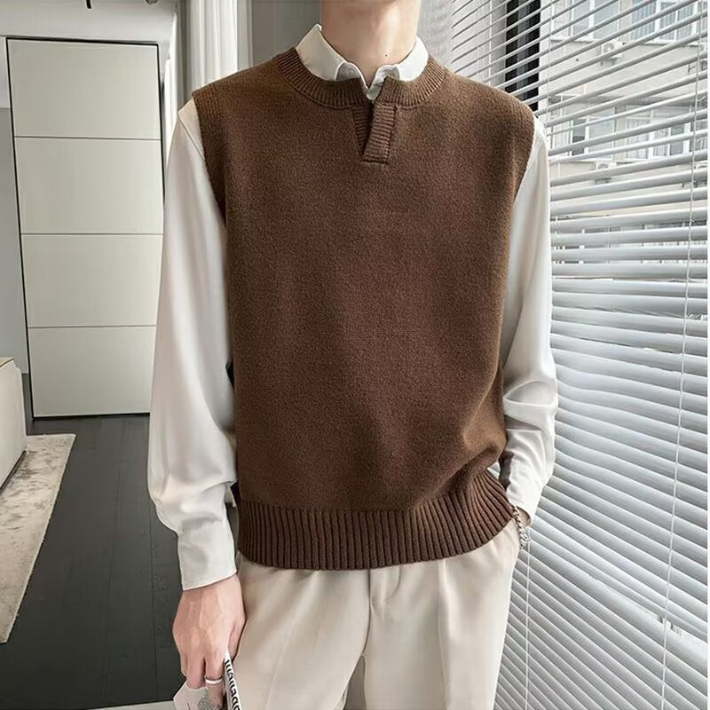 Herren Moderner Grobstrickpullover ohne Ärmel Echoarchiv
