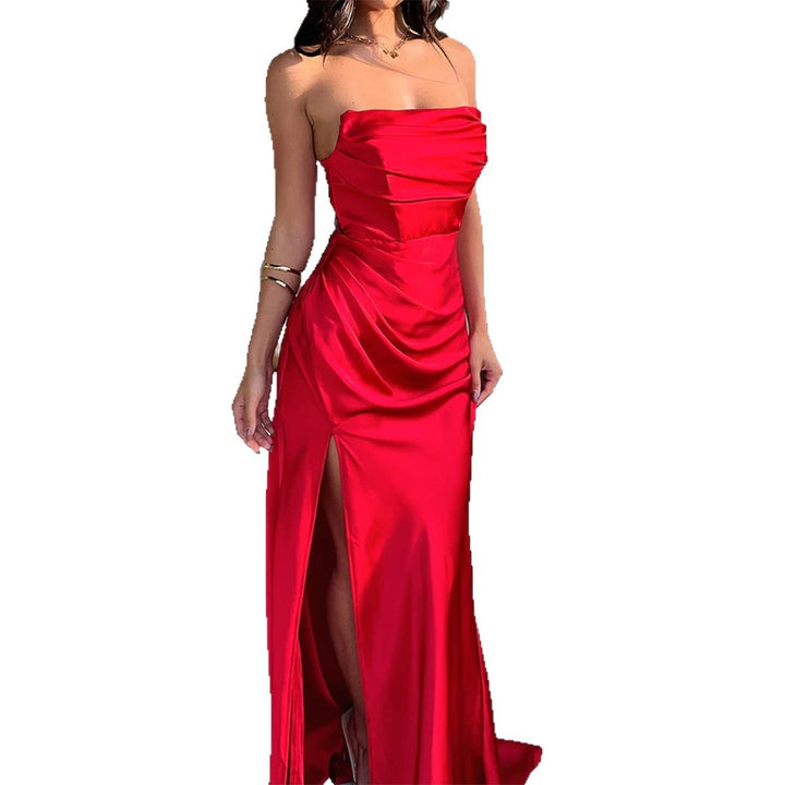 Damen Maxikleid mit schimmernden Details und hohem Schlitz Echo Archiv