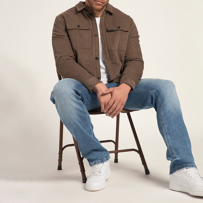 Herren Cordjacke mit praktischen Brusttaschen und modernem Schnitt Echoarchiv