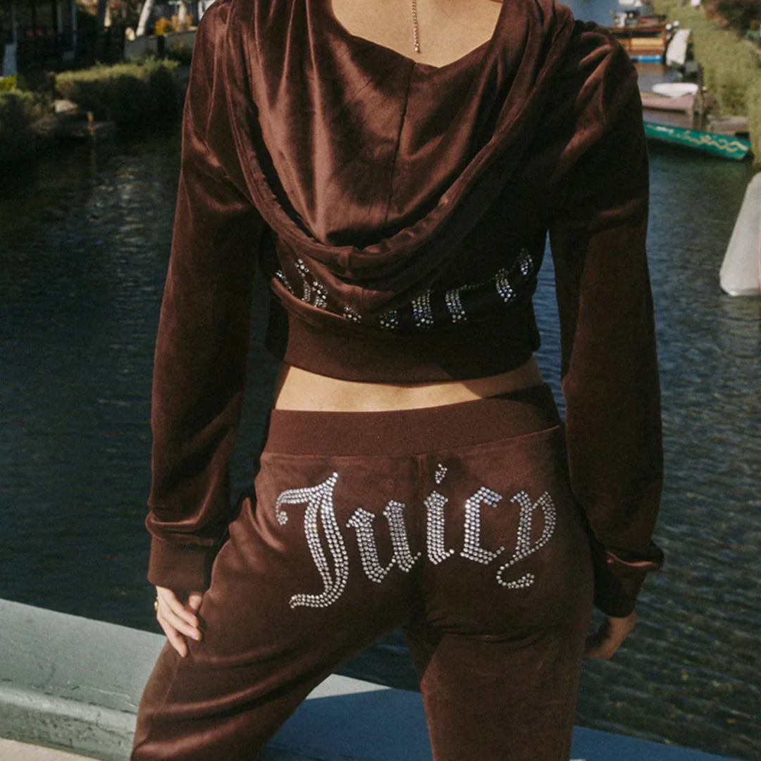 Damen nan luxuriöser Velours Trainingsanzug mit Reißverschlussjacke und Jogginghose Echo Archiv