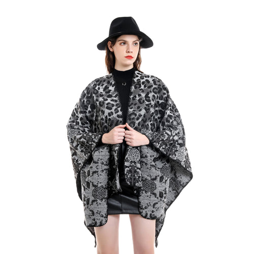 Damen Jacquard-Überwurfponcho im kastigen Kimono-Fall mit floral-animalischem Muster Echo Archiv
