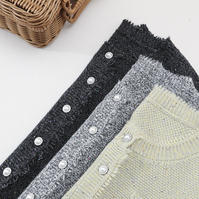 Damen Bouclé-Cardigan mit Perlmuttknöpfen und aufgesetzten Taschen Echo Archiv