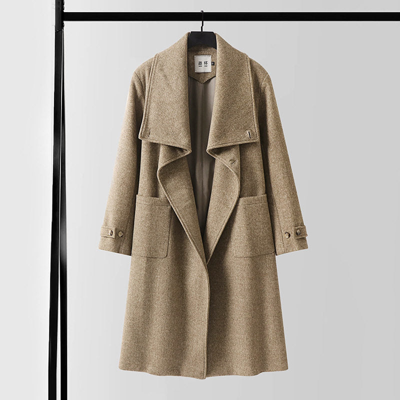 Damen Eleganter langer Wollmix-Cocoon-Mantel mit überlappendem Schalkragen und aufgesetzten Taschen Echoarchiv