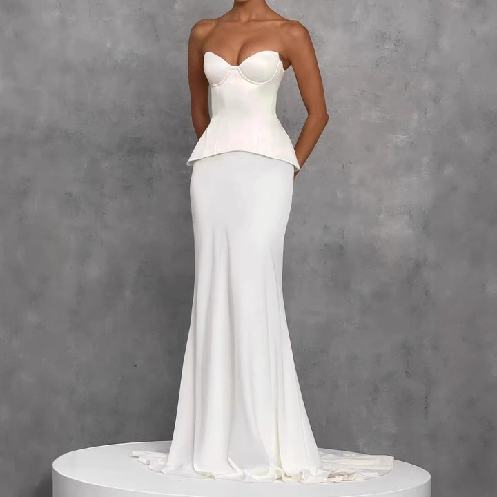 Damen Figurbetontes Brautkleid mit Peplum-Silhouette Echo Archiv