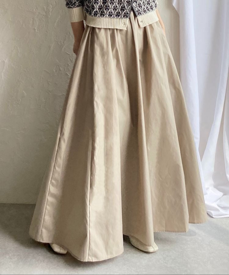 Damen Eleganter Teller‑Maxirock mit hohem Bund, versteckten Eingrifftaschen und verstärktem Saum – Valéora