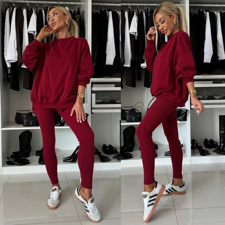 Damen zweiteiliges Lounge-Set mit oversized Sweatshirt und enganliegender Rippleggings – Avérine