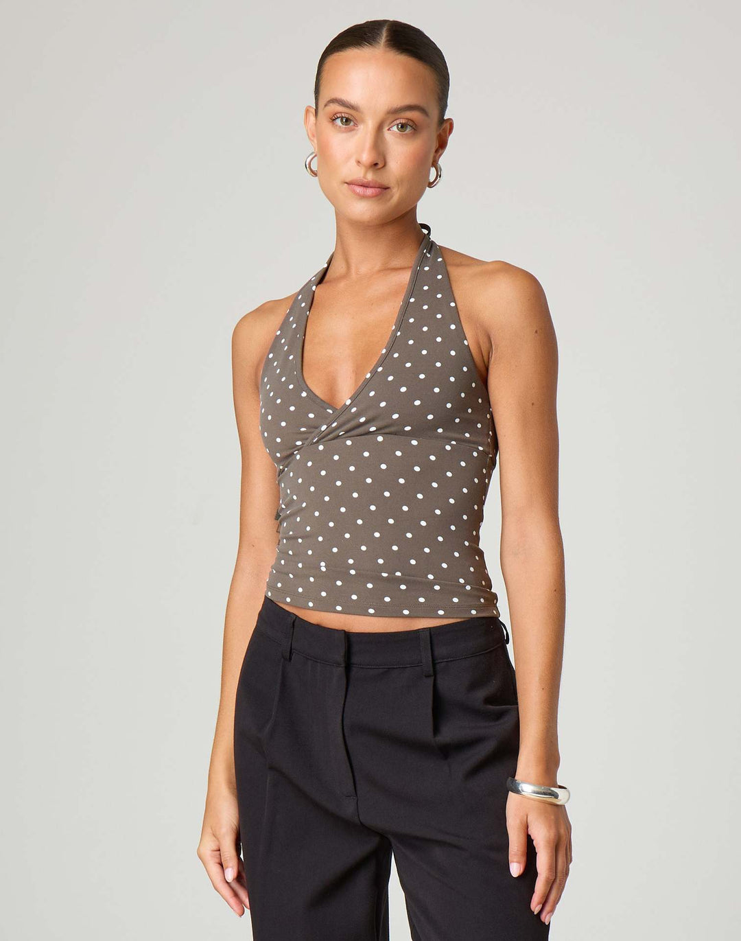 Damen Halter-Top mit Punktmuster und V-Ausschnitt Echo Archiv