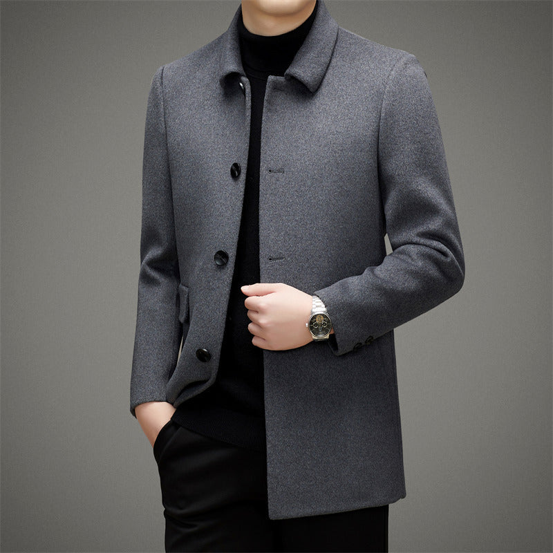 Herren elegante Übergangsjacke mit klassischem Revers und modernen Akzenten Echoarchiv