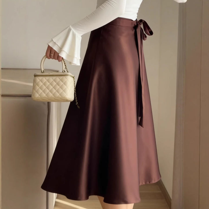 Damen Hochtaillierter A-Linien Midirock mit Bindegürtel und Satin-Finish – Avérine