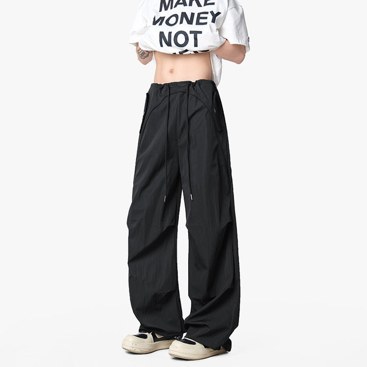Herren Weite Funktions-Nylonhose mit Tunnelzugbund, Utility-Taschen & Baggy-Silhouette Echoarchiv