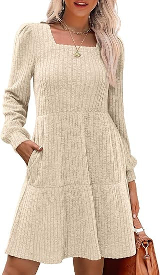 Damen Gestricktes A‑Linien‑Minikleid mit quadratischem Ausschnitt, Stufenrock und Eingrifftaschen – Élara