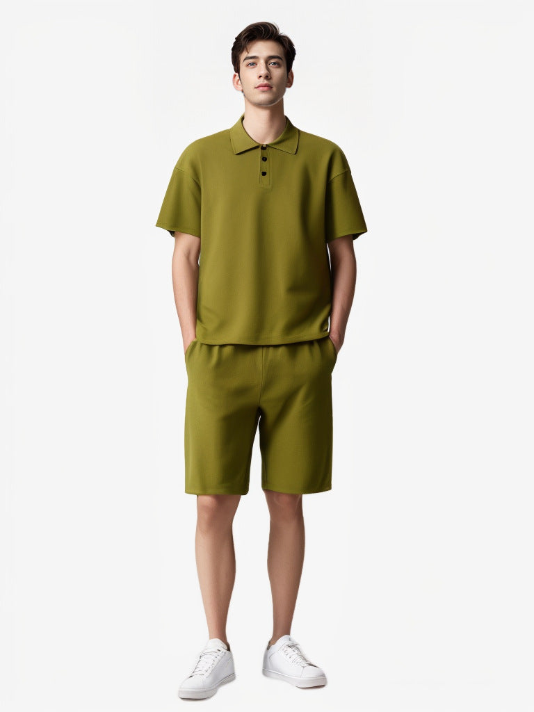 Herren Sportliches Kurzarm-Polo mit passendem Bermuda-Shorts Echoarchiv
