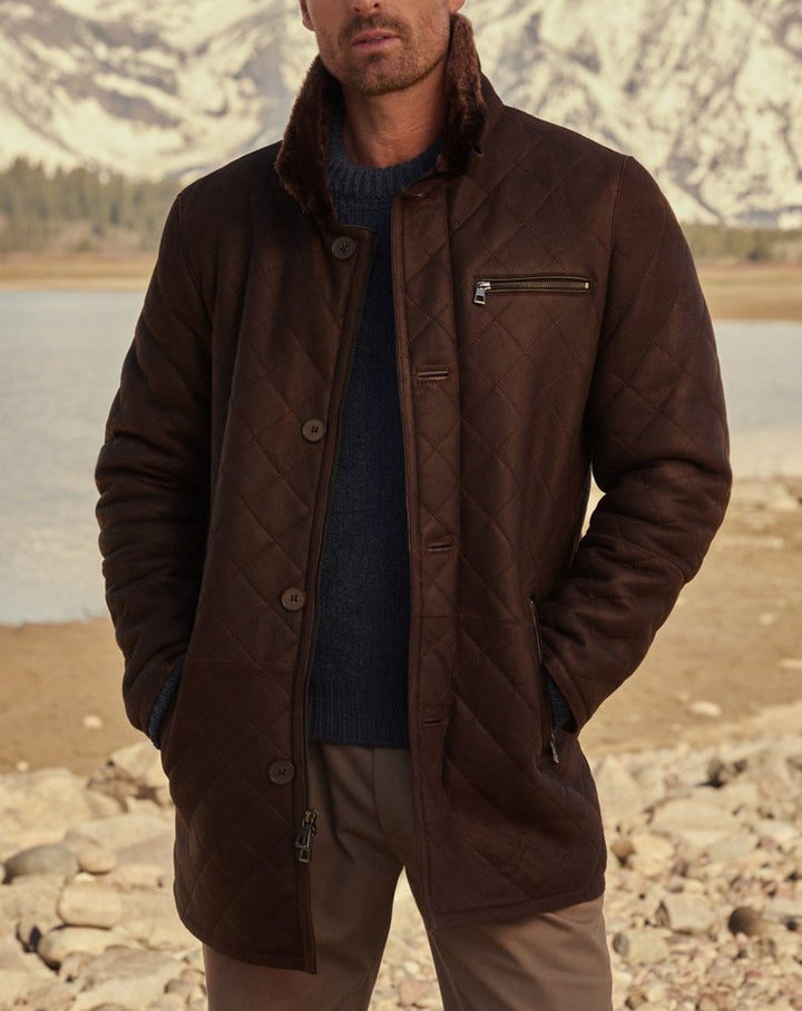 Herren Steppjacke mit luxuriösem Kunstfellkragen Echoarchiv