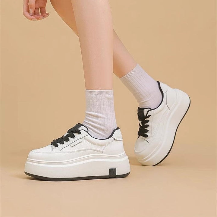 Damen Chunky Sneakers mit hohem Plateau und strapazierfähiger Verarbeitung Echo Archiv