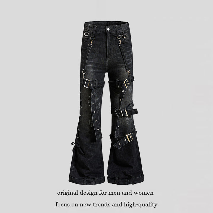 Damen Bondage-Flared-Jeans mit dekorativen Schnallen, Riemen und Used-Look Echoarchiv