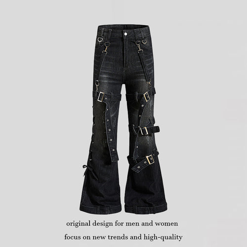 Damen Bondage-Flared-Jeans mit dekorativen Schnallen, Riemen und Used-Look Echoarchiv