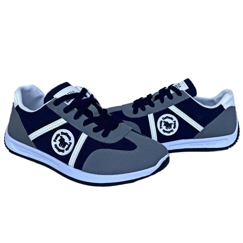 Herren Sportliche Sneakers im modernen Design Echoarchiv