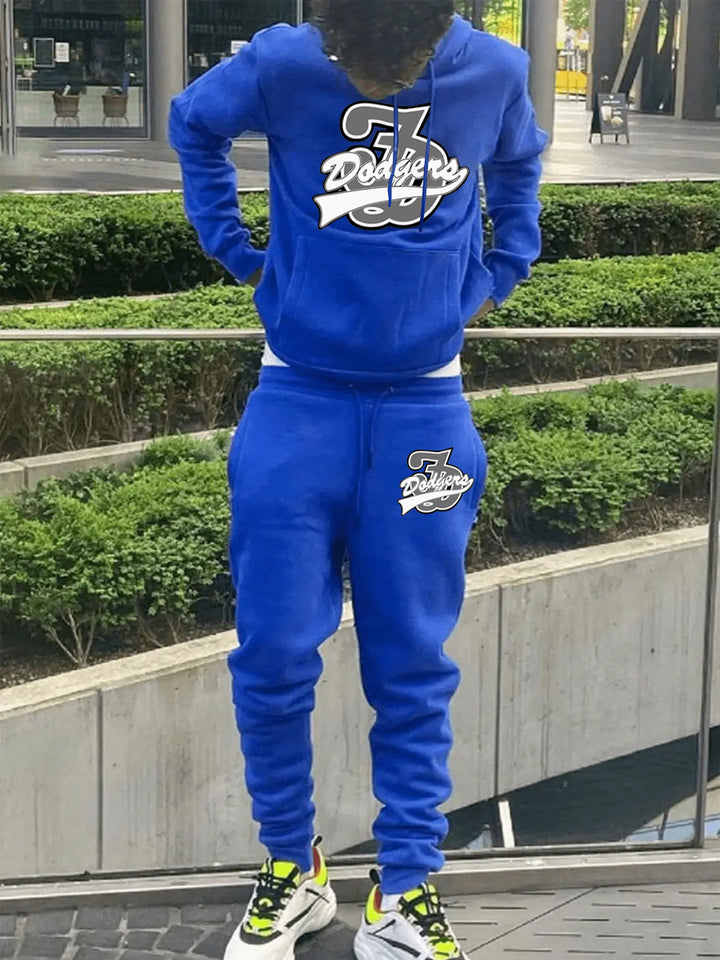 Herren Sport Hoodie und Jogginghose Set mit auffälligem Print Echoarchiv
