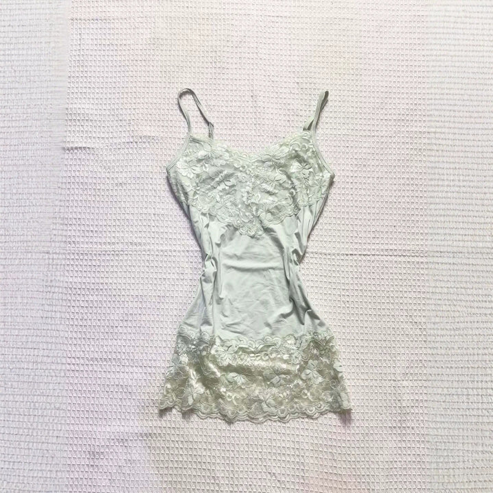 Damen Spitzen-Cami-Top mit fließendem Schnitt Echo Archiv