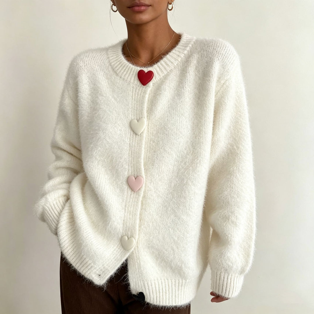 Damen Flauschiger Kurzcardigan mit Herz‑Knopfleiste und Raglanärmeln – Veloura
