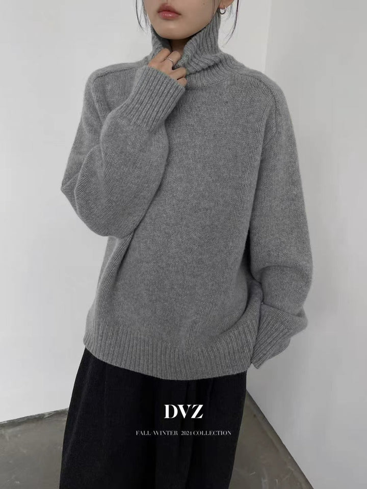 Damen Rollkragenpullover aus feinem Wollmix mit geradem Schnitt und breitem Rippkragen Echoarchiv