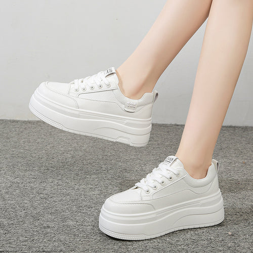 Echoarchiv | Sneaker mit Plateausohle